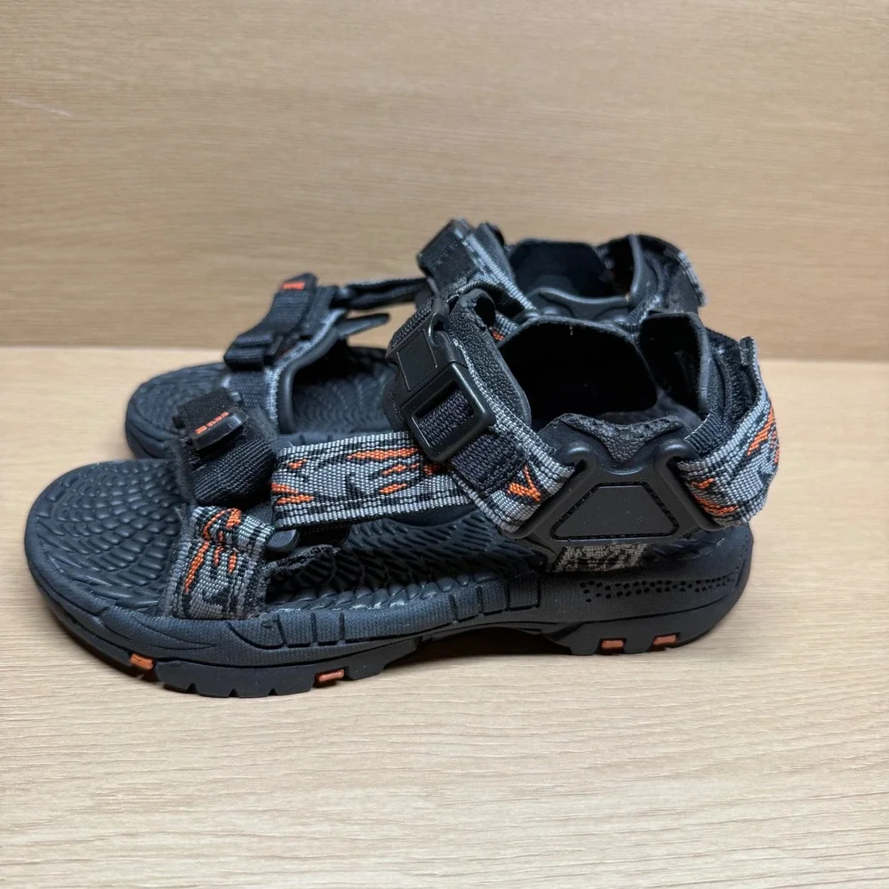 Bass Kyle Kids Sandals Size 1M Black Orange‎ Grey Strappy Sport Hiking Outdoor